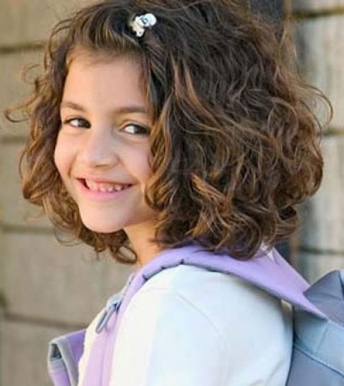 Легкие прически в школу на короткие волосы. Прическа на 1 сентября на короткие волосы: 40 идей