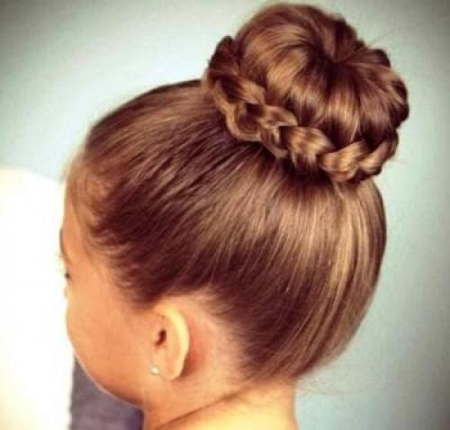 Прически на короткие волосы детям в школу.. Виды красивых причесок для младших школьниц