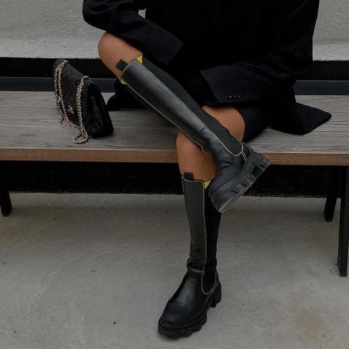 Ботфорты на плоской подошве. С чем носить ботфорты на плоской подошве? 06 Ботфорты на плоской подошве. С чем носить ботфорты на плоской подошве? 06