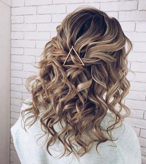 Прическа на 1 сентября на короткие волосы: 40 идей