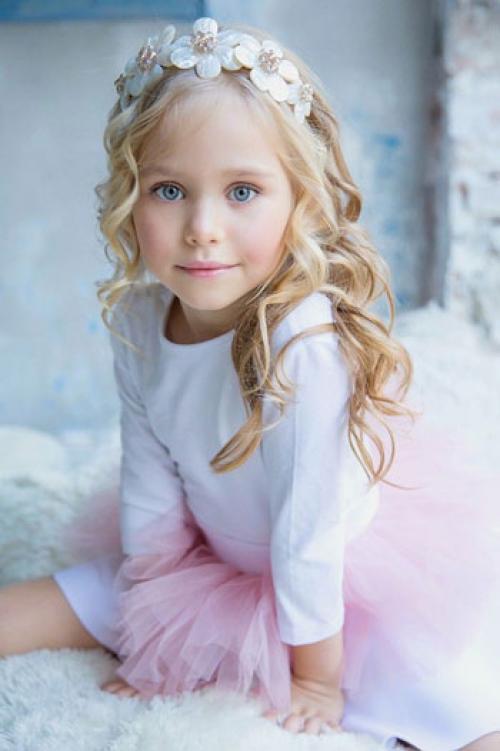 Прическа на 1 сентября на короткие волосы: 40 идей