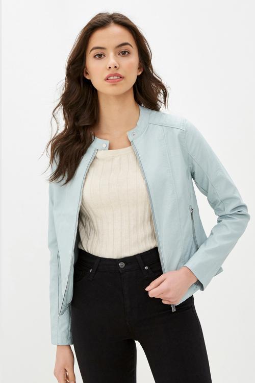 Какие куртки носят с платьем. Эффект бочки: как носить платья и юбки с пуховиками, чтобы не выглядеть безвкусно и бесформенно 02 Какие куртки носят с платьем. Эффект бочки: как носить платья и юбки с пуховиками, чтобы не выглядеть безвкусно и бесформенно 02