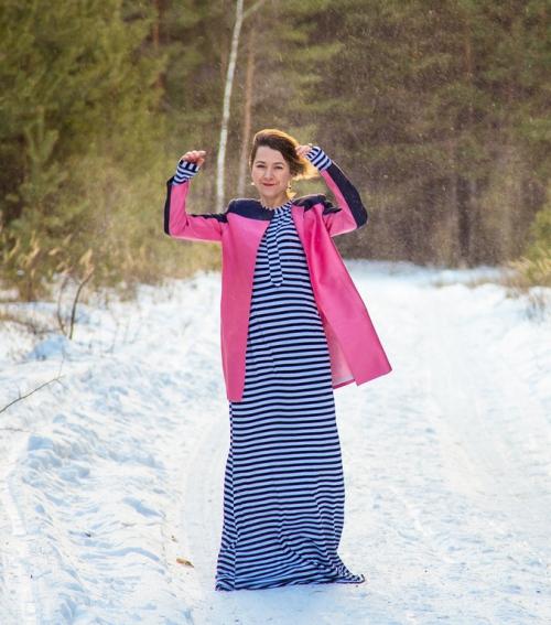 Длинное платье с короткой курткой. Выбор верхней одежды