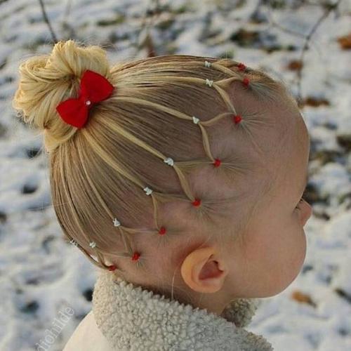 Детские прически на короткие волосы. Косичка-выручалочка 35