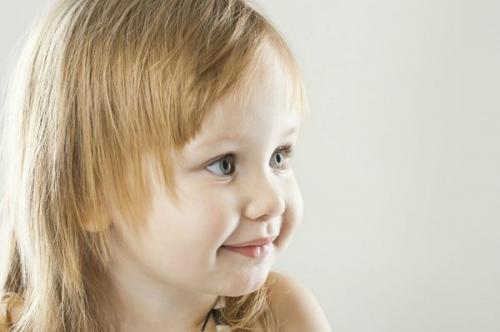 Детские прически на короткие волосы. Косичка-выручалочка 34 Детские прически на короткие волосы. Косичка-выручалочка 34