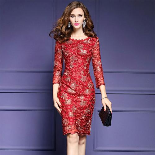 С чем носить красное платье. Аксессуары 02