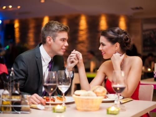 Как здороваться с девушкой по этикету. Правила этикета при общении с девушкой