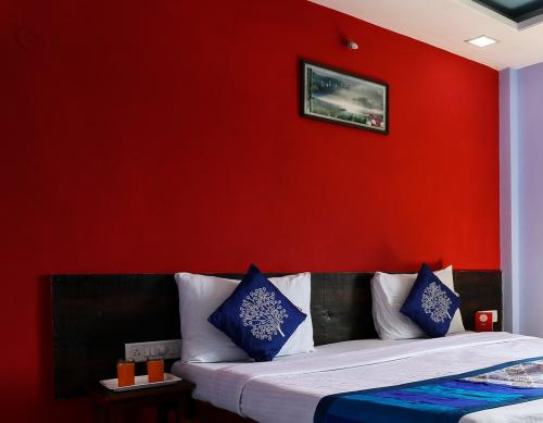 Цвет марсала в одежде 2023. Добавьте яркости! 4 правила 13 Цвет марсала в одежде 2023. Добавьте яркости! 4 правила 13