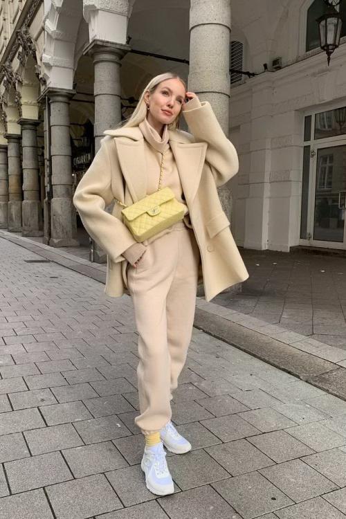 С чем носить пальто в 2023 году. Какие пальто в моде. Демисезонные и зимние тренды 10