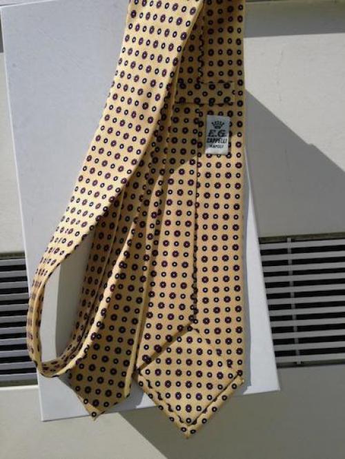 Лучшие в мире бренды мужских галстуков. Бренды галстуков с лучшим соотношением цены и качества