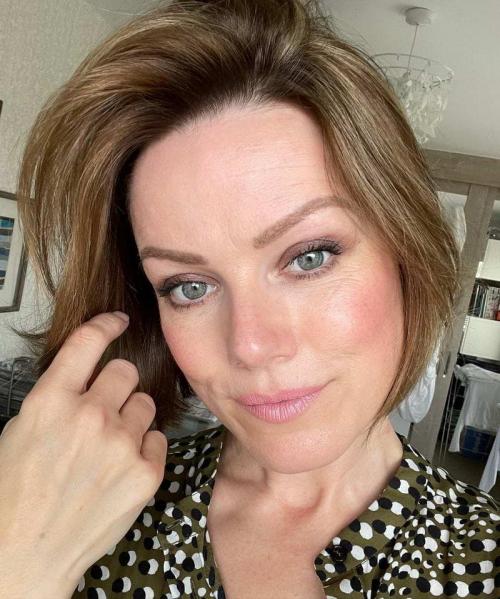 Каре с челкой блонд. Кому подойдет 35 Каре с челкой блонд. Кому подойдет 35