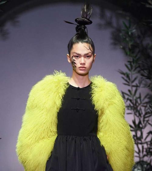 Модные женские стрижки 2023-2024. Модные женские прически и стрижки осень-зима 2023-2024