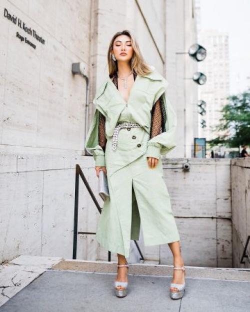 С чем носить платье миди осенью. С чем носить платья миди летом