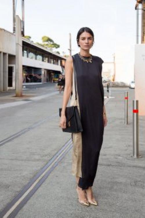 Обувь под шелковое платье. Актуальные модели шелковых платьев