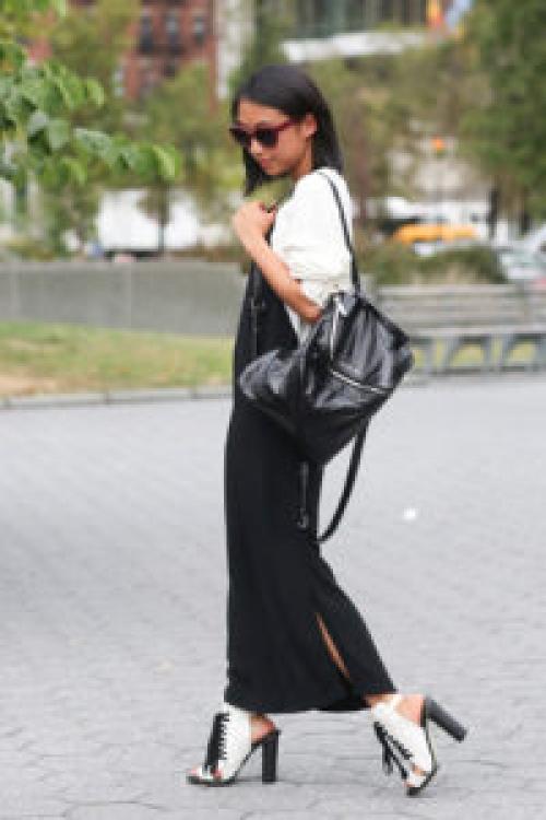 Какую обувь носить с длинным платьем. Как правильно подобрать обувь к платью в пол?