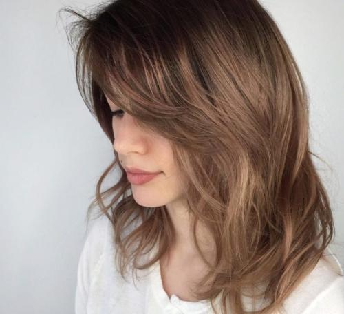 Каскад на средние волосы с челкой. (+135 фото) Градуированный каскад на средние волосы