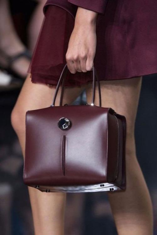 Откройте для себя разнообразие марсалы в моде 07