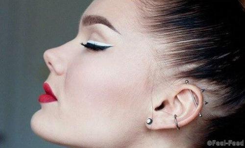 7 хитростей применения белого карандаша. 7 вариантов использования белого карандаша в макияже