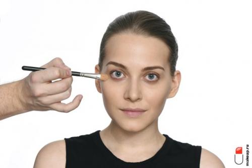 Зеленый корректор для лица: как пользоваться. Как пользоваться консилером для лица? Пошаговая инструкция