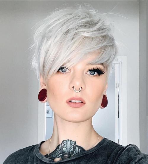 Какие популярные стили причесок для коротких волос будут актуальны в 2024 году. Короткие женские стрижки 2024