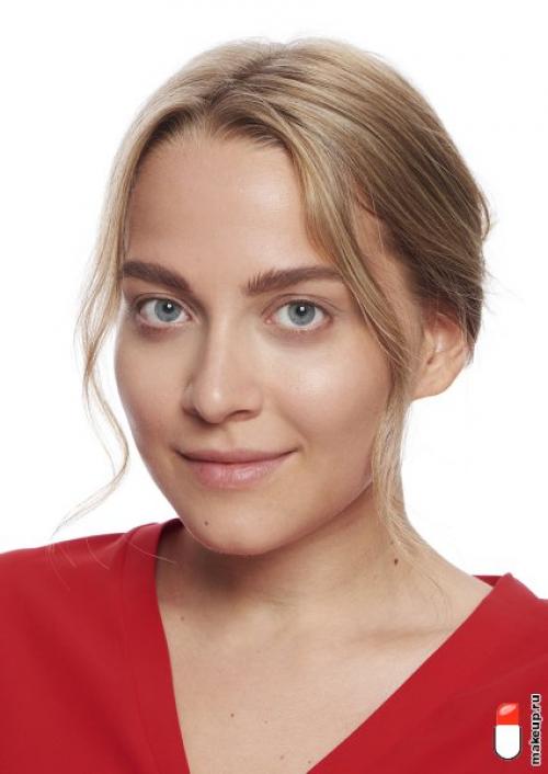 Макияж для серо-голубых глаз и русых волос пошагово. Макияж для серых глаз: идеи и инструкции