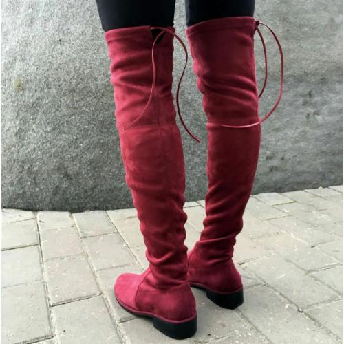 С чем носить ботфорты без каблука. Особенности и преимущества