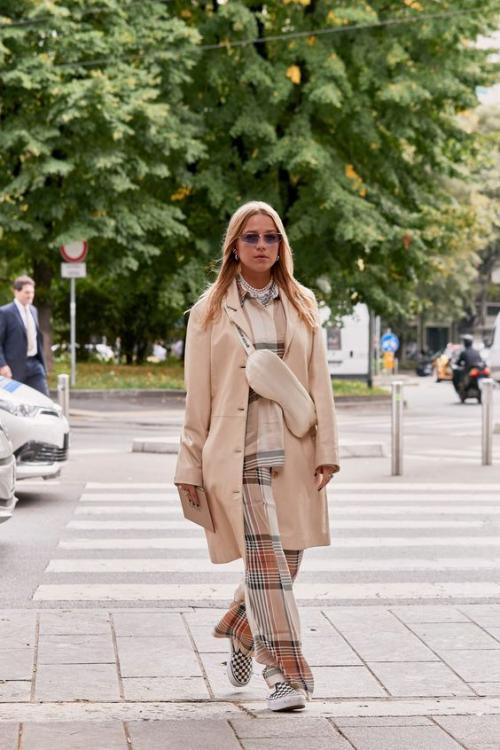 С чем носить модные ботфорты осень-зима 2021-2022. С чем носить ботфорты: модные сочетания 2021/2022 13 С чем носить модные ботфорты осень-зима 2021-2022. С чем носить ботфорты: модные сочетания 2021/2022 13