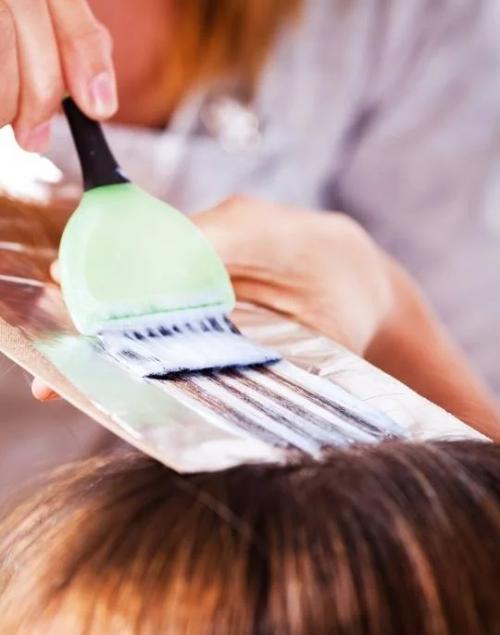 Лучший профессиональный осветлитель для волос. Особенности осветляющей краски для волос