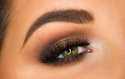 Макияж глаз тенями. Макияж тенями — этапы создания образа, правила нанесения и грамотное сочетание теней (110 фото)