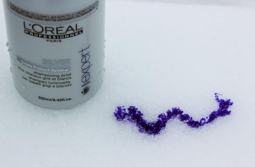 Как долго нужно оставлять оттеночный шампунь Loreal Grey на волосах. Отзыв: «Фиолетовый» оттеночный шампунь для седых и обесцвеченных волос L'Oreal Professionnel Serie Expert Silver.
