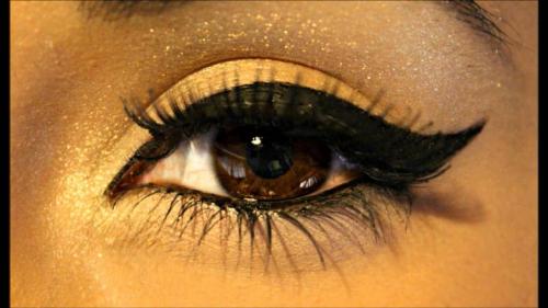 Какой макияж подходит тебе по форме глаз. Как подобрать стрелки по форме глаз и лица и понять, какие тебе подходят?