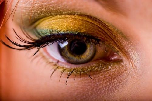 Как определить форму глаз. Характерные особенности человека от формы глаз