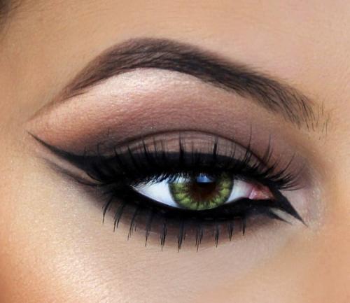 Как нарисовать стрелки на разных типах глаз своими руками. Варианты стрелок и выбор их для различных типов глаз