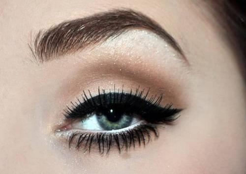 Как нарисовать стрелки на разных типах глаз своими руками. Варианты стрелок и выбор их для различных типов глаз