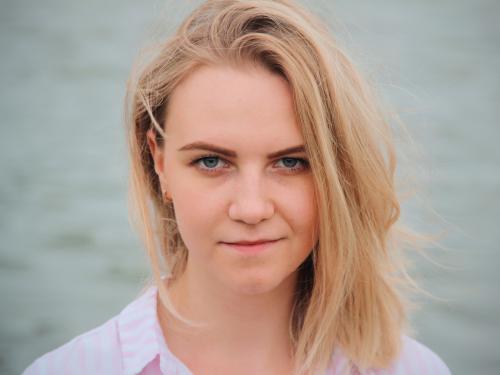 Стрелки по форме глаз. Определяем форму глаз, подбираем вид стрелок и показываем, как нарисовать стрелки на глазах