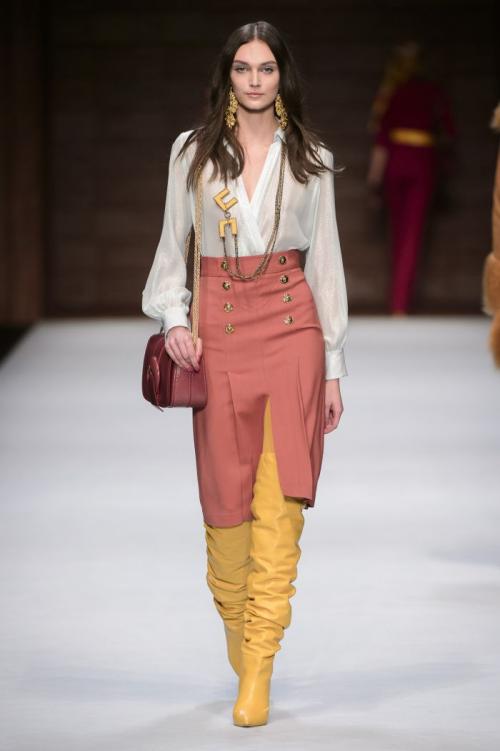 Ботфорты года модные с чем носить. Модные ботфорты 2020 года 21 Ботфорты года модные с чем носить. Модные ботфорты 2020 года 21