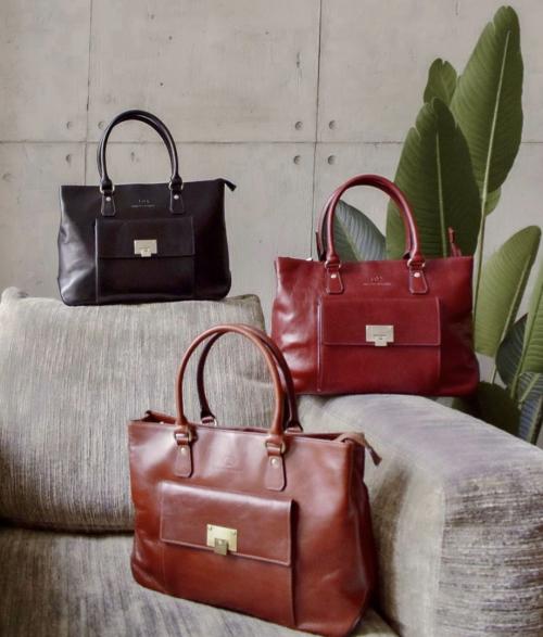 С чем сочетать серые сапоги: проверенные советы и идеи 01