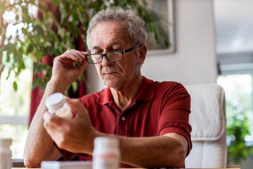 Таблетки от тошноты и рвоты дешевые. Виды лекарств от тошноты 04 Таблетки от тошноты и рвоты дешевые. Виды лекарств от тошноты 04