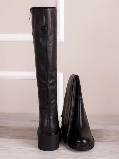 Белые ботфорты на среднем каблуке: стиль и удобство в одном 12