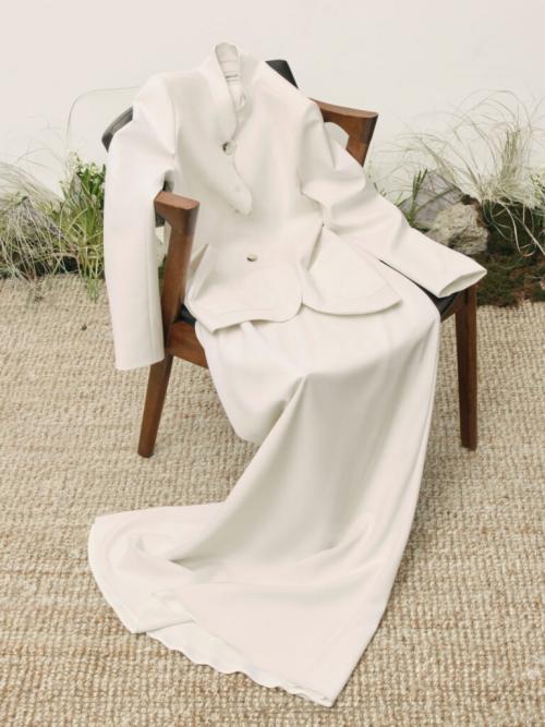 Выбирайте стиль: тренды женских брючных костюмов 2024 01 Выбирайте стиль: тренды женских брючных костюмов 2024 01