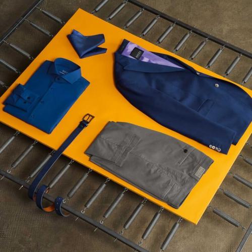 Темно синий костюм: стильные сочетания для женщин 04