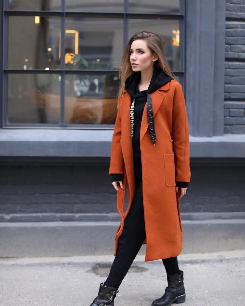 Как сочетать зимнюю обувь с брюками. Сочетания брюк с сапогами