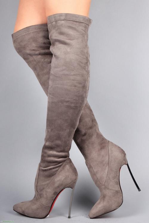 Какие материалы используются для изготовления ботфорты замшевого на каблуке. Разнообразие ботфортов-чулок, причины их большой популярности
