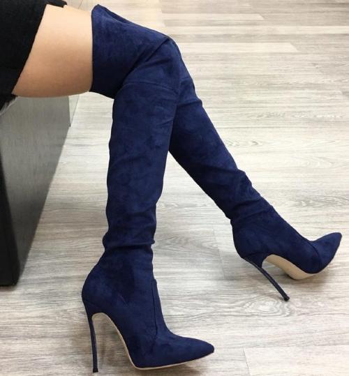 Какие материалы используются для изготовления ботфорты замшевого на каблуке. Разнообразие ботфортов-чулок, причины их большой популярности