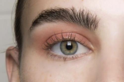 Тени под зеленый цвет глаз. Какими тенями красить зеленые глаза?