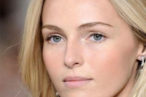 Как подчеркнуть голубизну глаз. Макияж для голубых глаз: пошаговые уроки (60 фото)