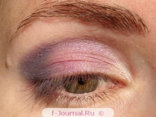 Вертикальная техника макияжа глаз. Простой макияж глаз в вертикальной технике (фото)