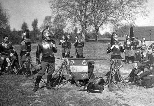 Новые тренды в модных ботфортах осени и зимы 2025 02