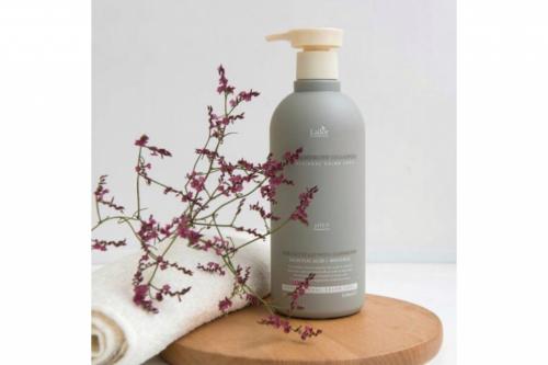 Эффективные средства лечения перхоти в Аптеке ВИТА. Чем мыть голову от перхоти: шампуни и маски 11