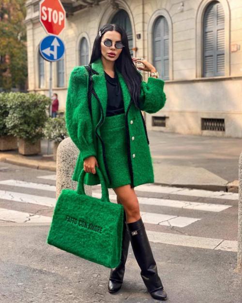 Главные тренды моды осень-зима 2022. Модные тренды осень-зима 2021-2022: цвета и ткани 16